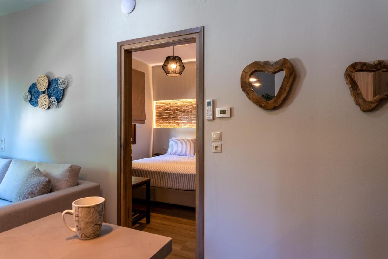 Άλυσσος Suites ツァガラダ エクステリア 写真