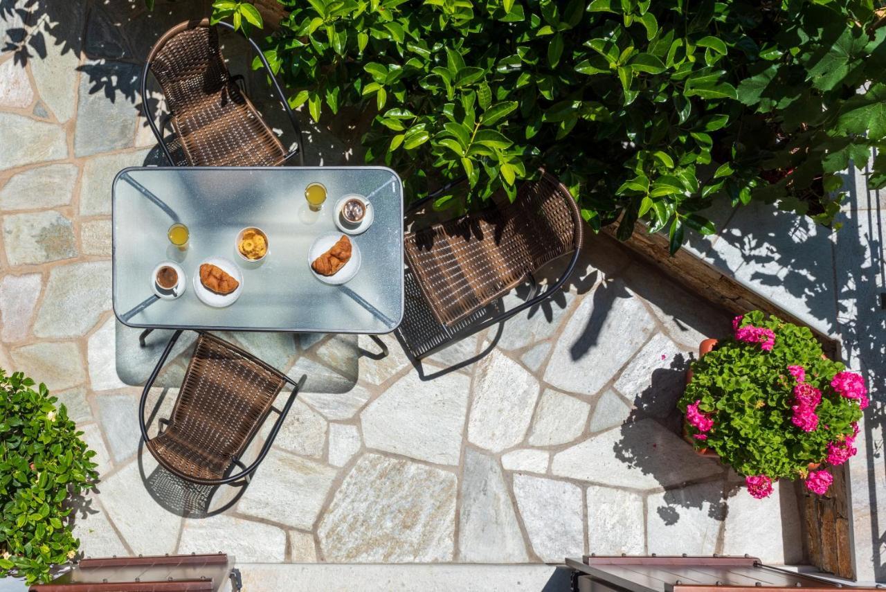 Άλυσσος Suites ツァガラダ エクステリア 写真
